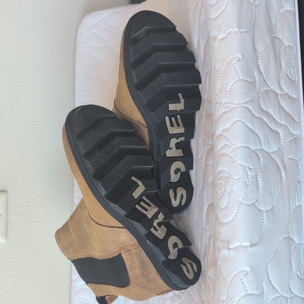Sorel boots - Picture 5 of 7
